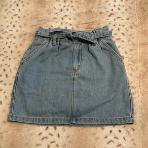 Hollister Ultra High Rise Skirt 00 W23